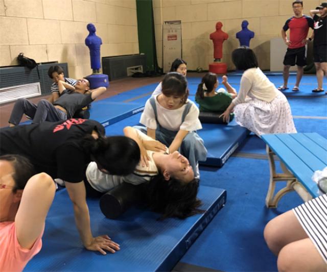 2-尊龙凯时AG工会顺利举办健康系列活动20180711315.jpg