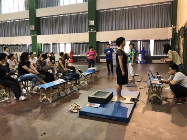 6-尊龙凯时AG工会顺利举办健康系列活动20180711494.jpg